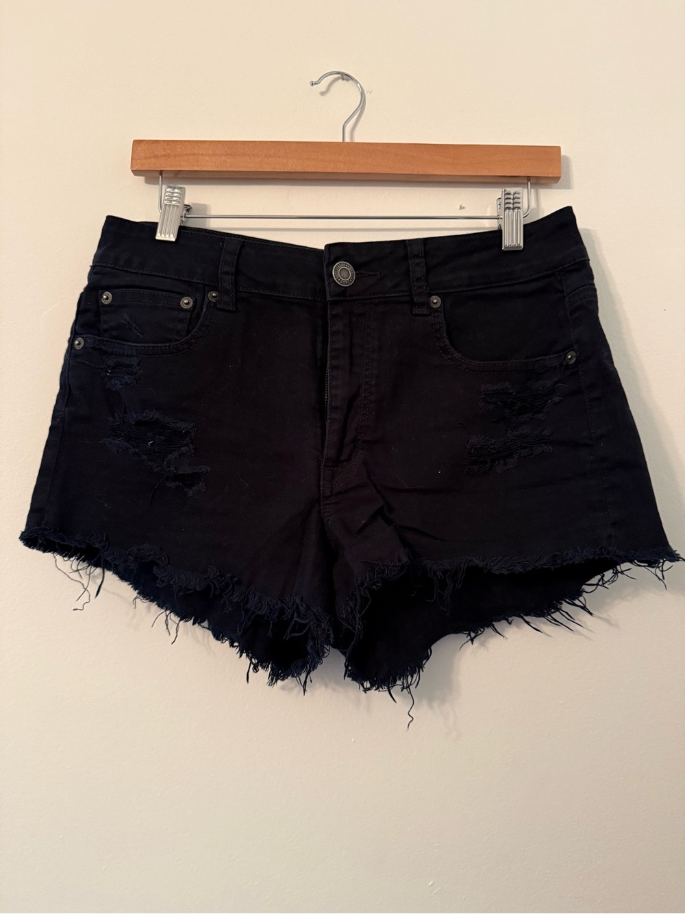 American Eagle distressed shorts